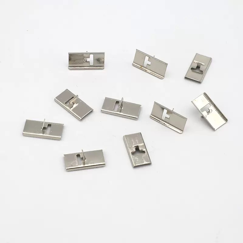 順送金型金属スタンピング