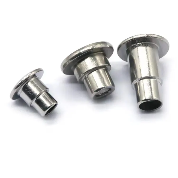 ショルダーリベット